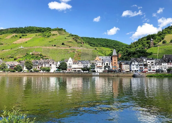 Ferienhaus Alte Muehle Hébergement de vacances Zell